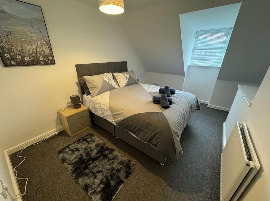 Modern Townhouse - 3 Bed 2.5 Bath 2 Private Gated Parking Villa Wellingborough Exterior photo